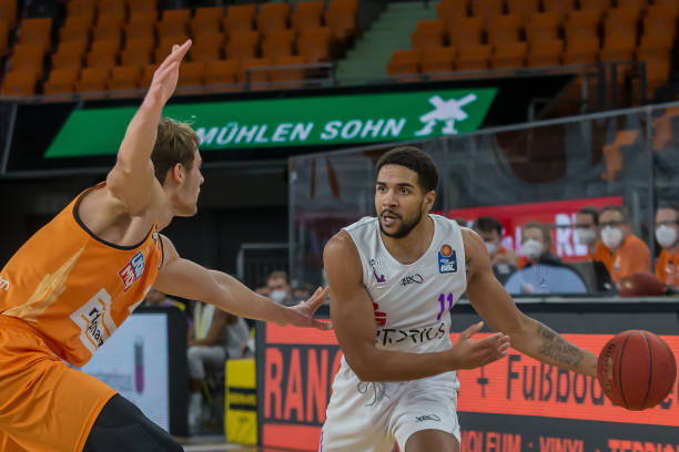 两队精湛的 两队精湛的