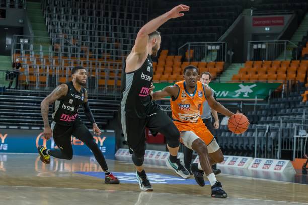 这场针锋相 这场针锋相